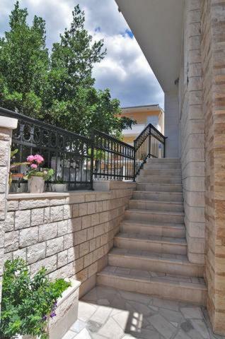 Apartments Carevic Ante Baška Voda Exterior foto